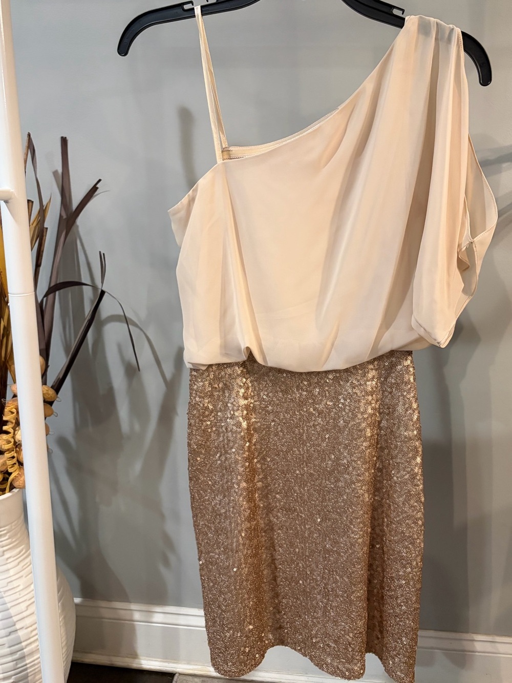 Aidan Mattox Champagne Blush One-Shoulder dress with sequins size 0